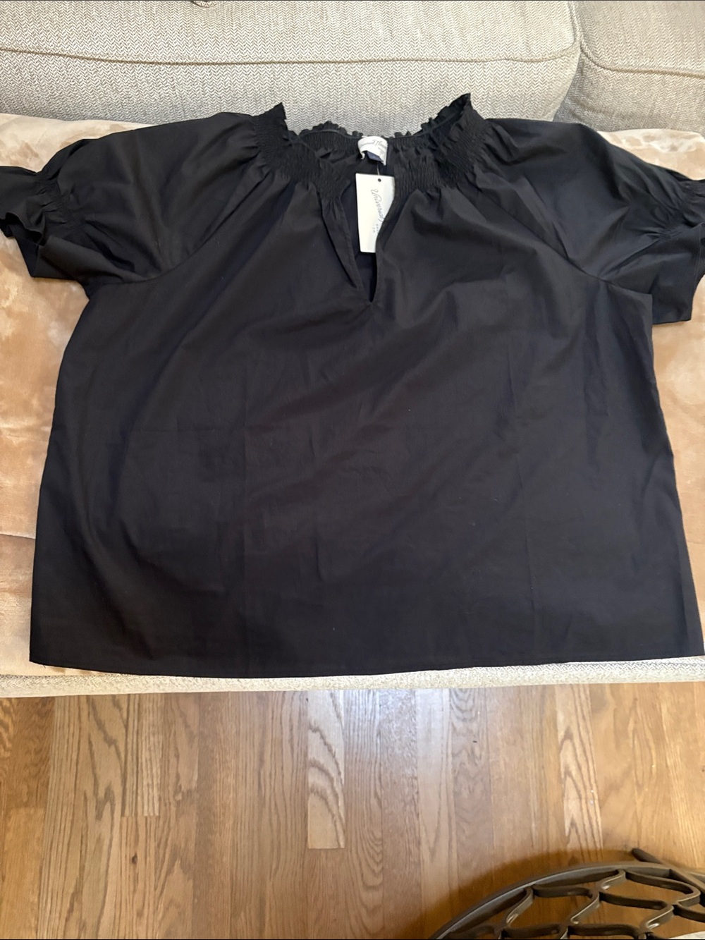 Universal Thread Black Smocked Neck Short Sleeve Blouse
